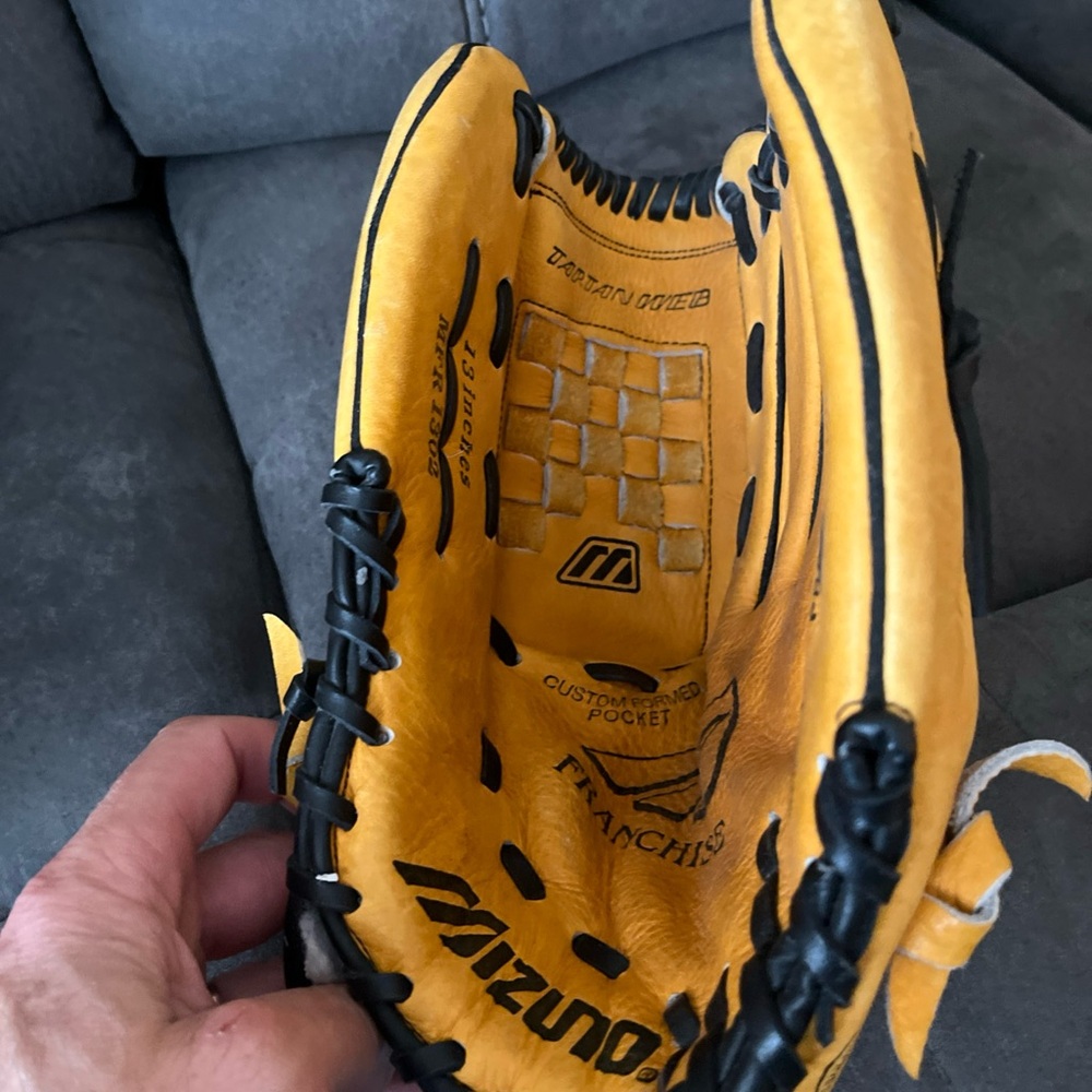 MIZUNO MFR 1302 13" BASEBALL SOFTBALL GLOVE MIT RIGHT HAND THROW PRO MODEL - Picture 8 of 8
